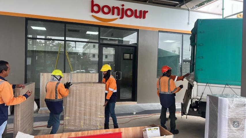 Total Service Station